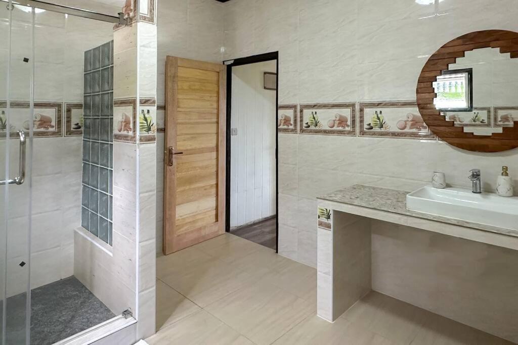 La Villa Hortensia 3 - 8 Personnes La Digue  Extérieur photo