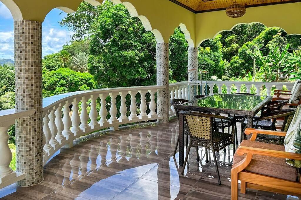 La Villa Hortensia 3 - 8 Personnes La Digue  Extérieur photo
