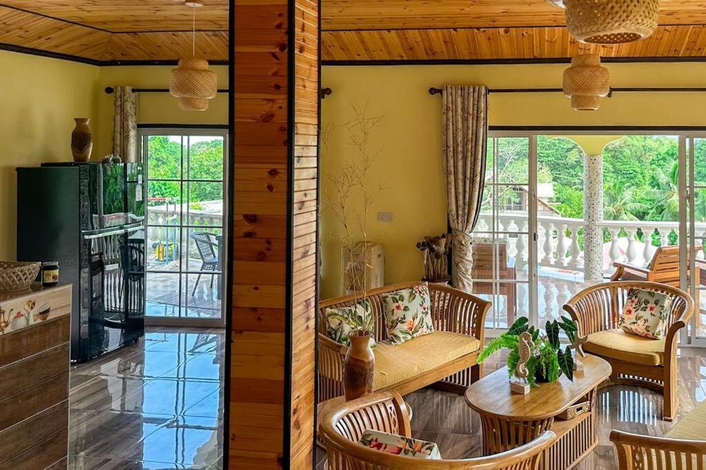 La Villa Hortensia 3 - 8 Personnes La Digue  Extérieur photo